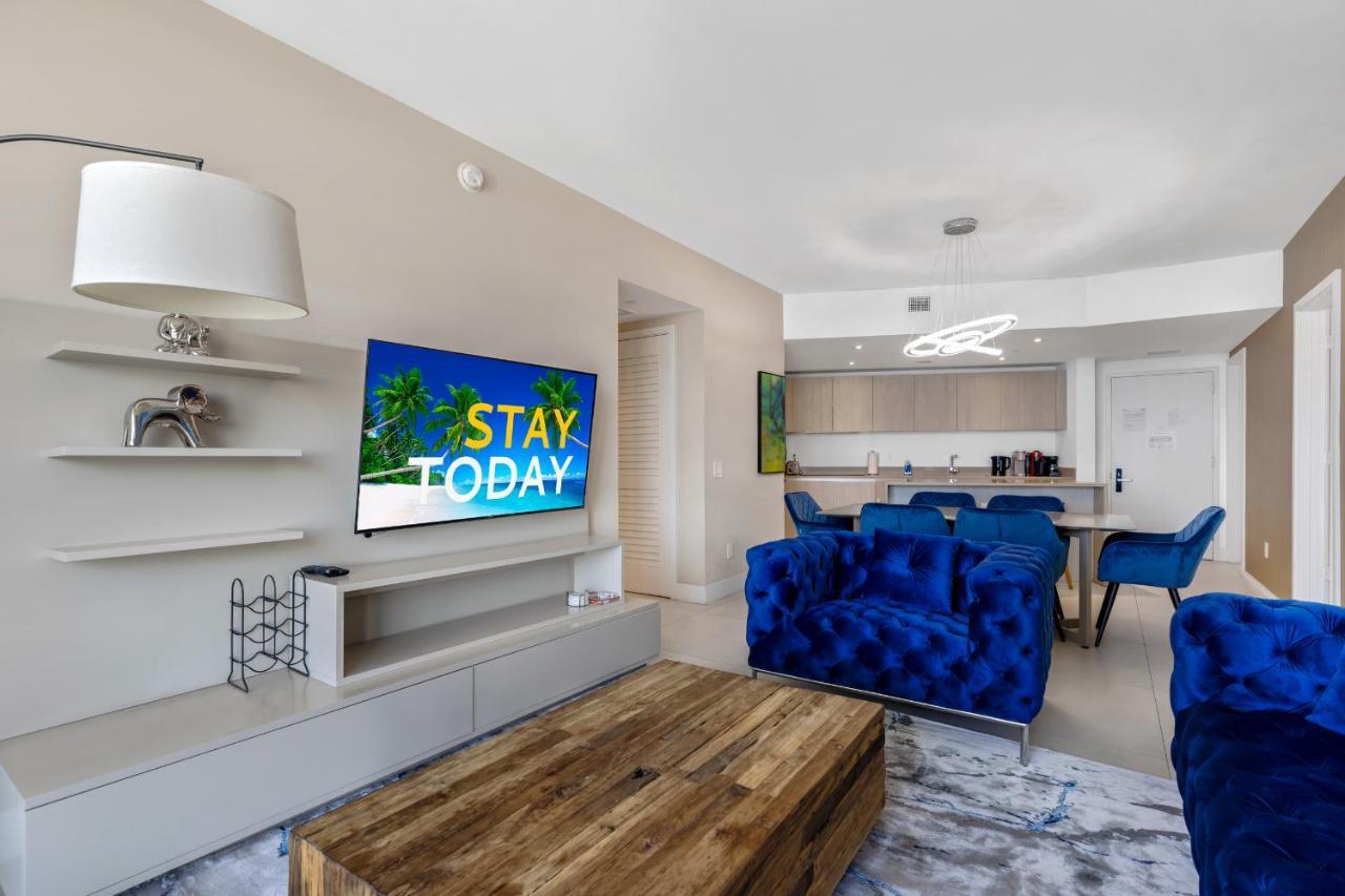 The Ultimate Resort - Beachfront 2 Bedroom Apartment With Direct Ocean View, Rooftop Pool, Hot Tub And Gym Hollywood Exteriér fotografie