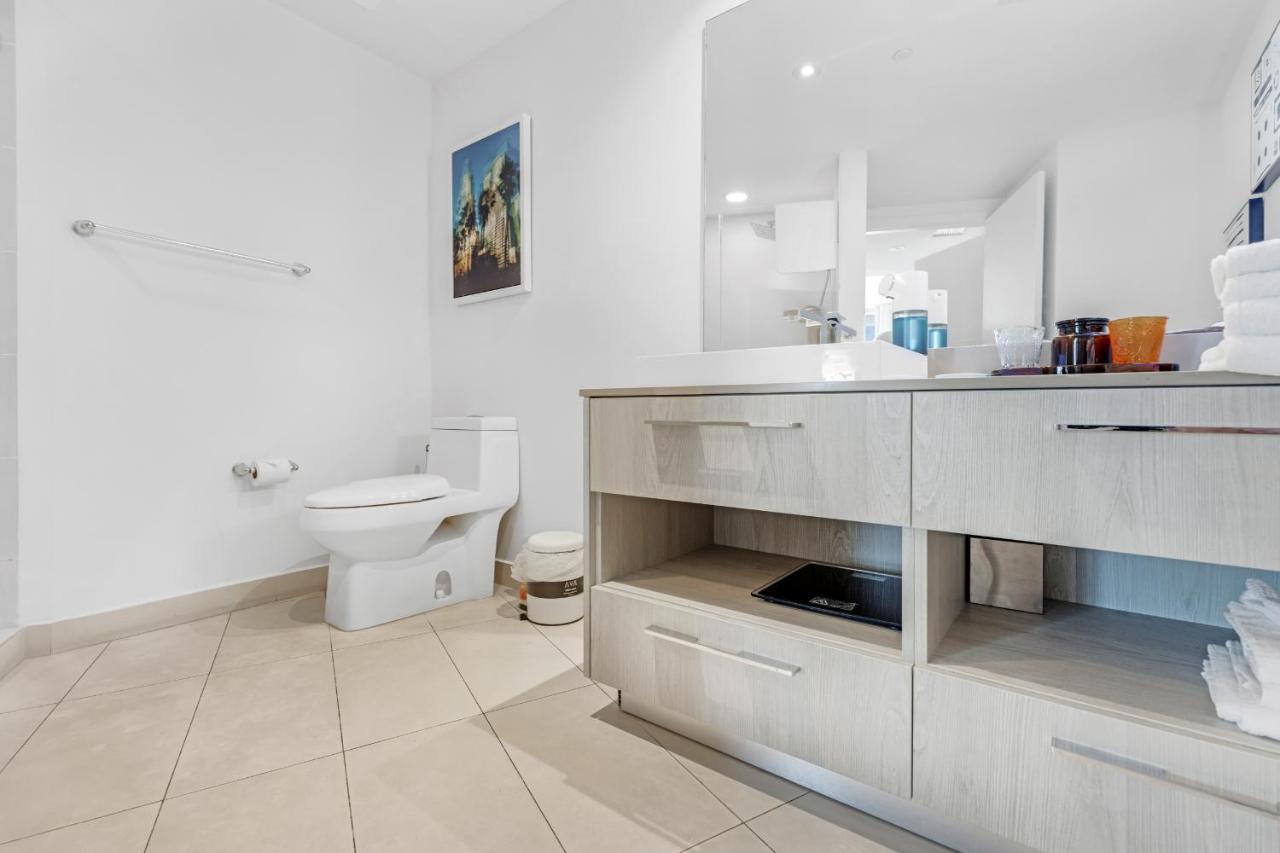 The Ultimate Resort - Beachfront 2 Bedroom Apartment With Direct Ocean View, Rooftop Pool, Hot Tub And Gym Hollywood Exteriér fotografie