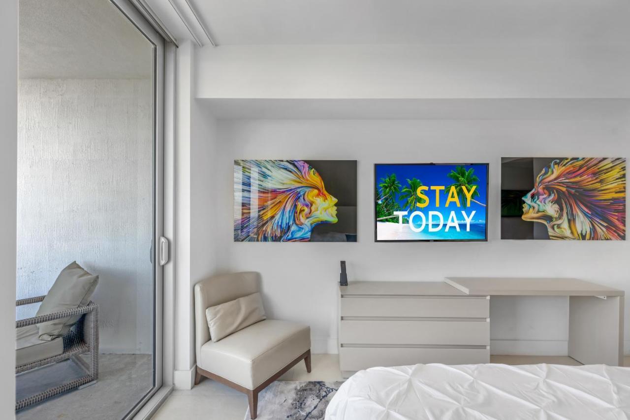 The Ultimate Resort - Beachfront 2 Bedroom Apartment With Direct Ocean View, Rooftop Pool, Hot Tub And Gym Hollywood Exteriér fotografie